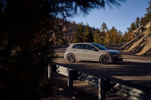 large-14500-2022golfgti