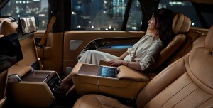 rr_22my_24_lwb_interior_261021_022