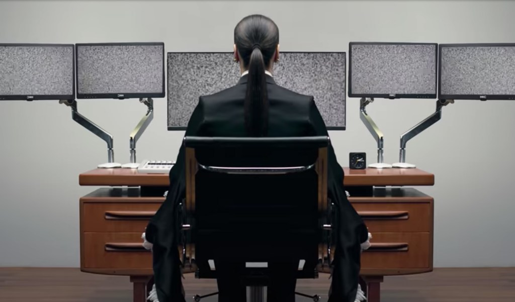 listen-up-sevndaliza-hero