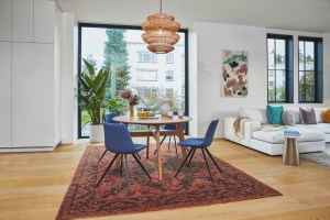 set_8_ventu_light_oak_round_dining_table_5285