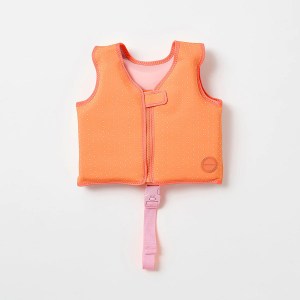 heart-swim-vest