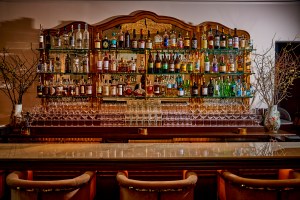 les-trois-chevaux-bar-by-william-hereford