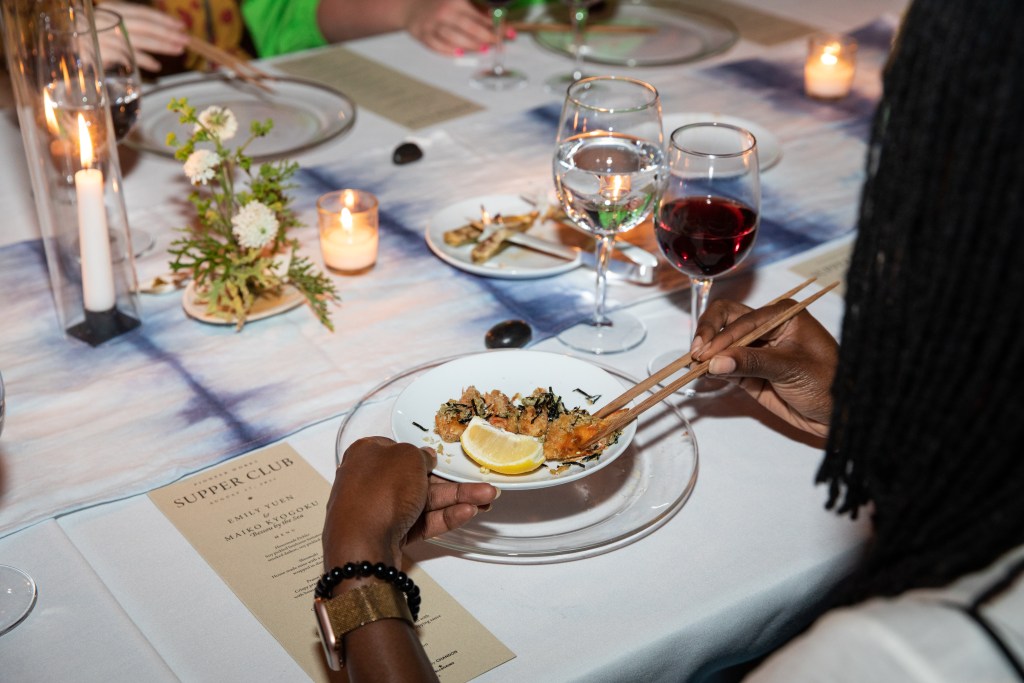 bessous-supper-person-eating