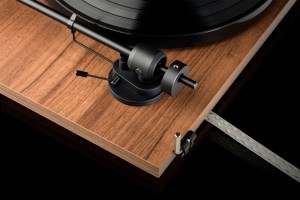e1-tonearm-bearing