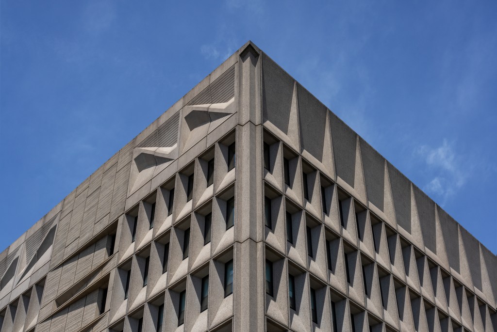 hotel-marcel-architecture-exterior-corner-angle-detail