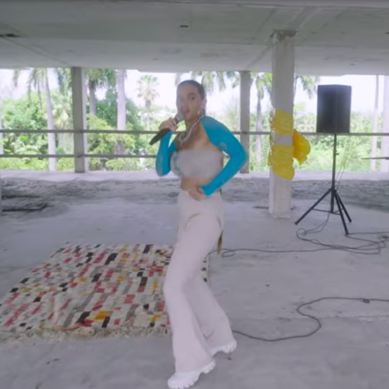 empress-of-turn-table