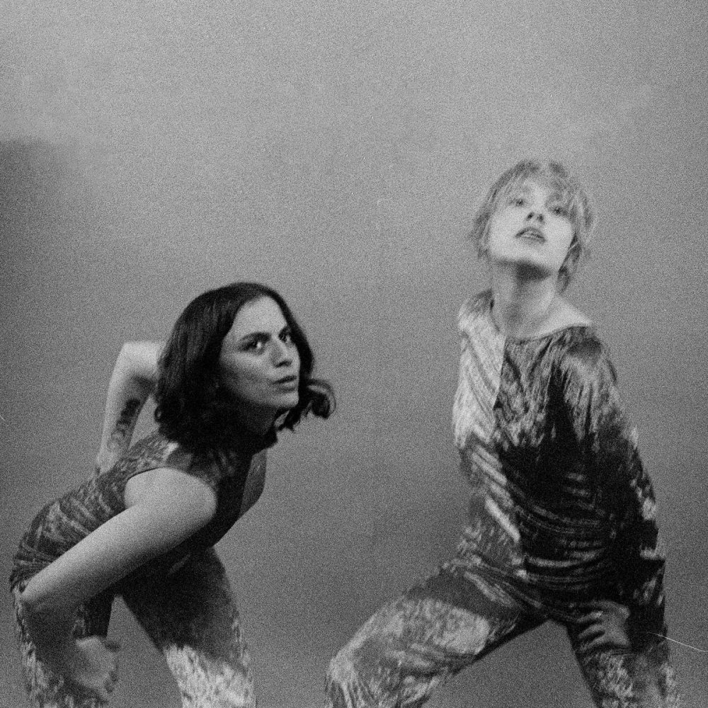 a0682946308_10-1671030587-1000x1000