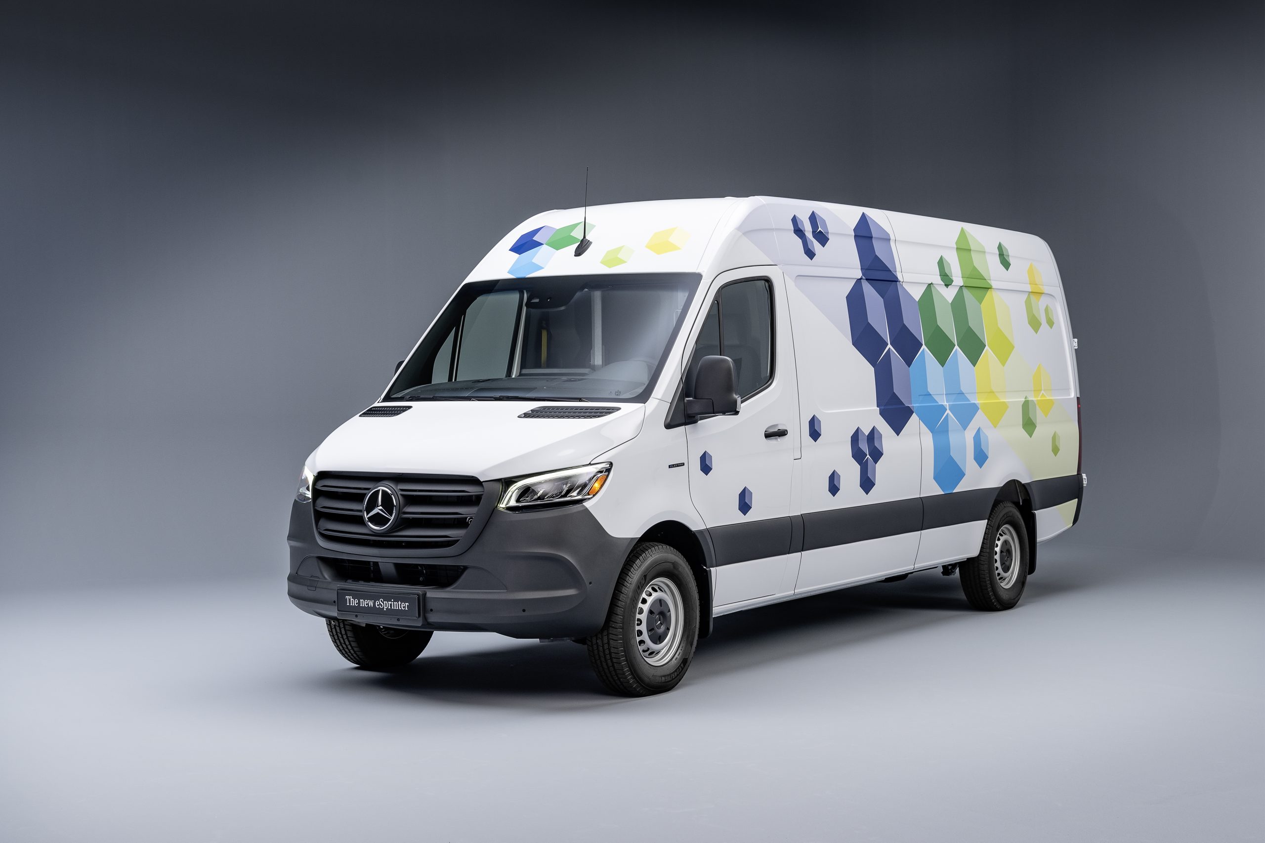 Mercedes-Benz’s New Electric Van, eSprinter - COOL HUNTING®