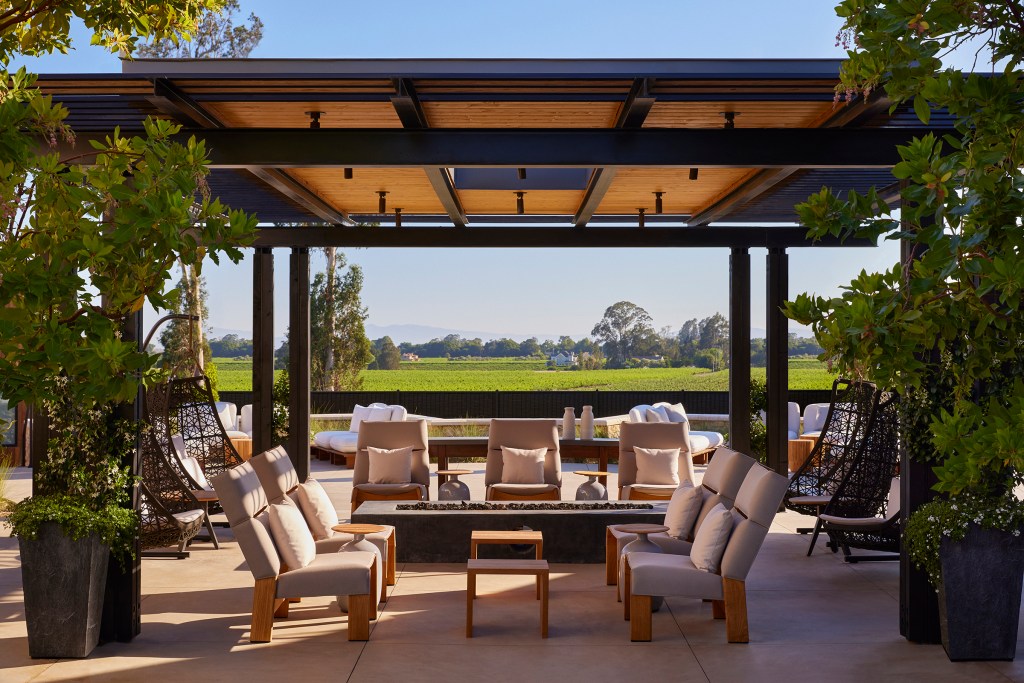 stn_wellness_treatment-lounge_2022_0008_v2qc