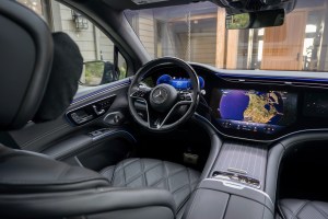 experience-mercedes-maybach-vancouver-2023-12