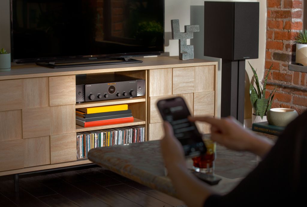 high-marantz-stereo-70s-in-situ-black-06