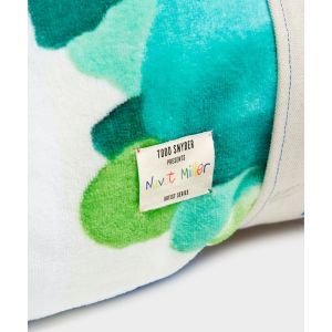 todd-snyder-x-navot-miller-terry-beach-towel-detail