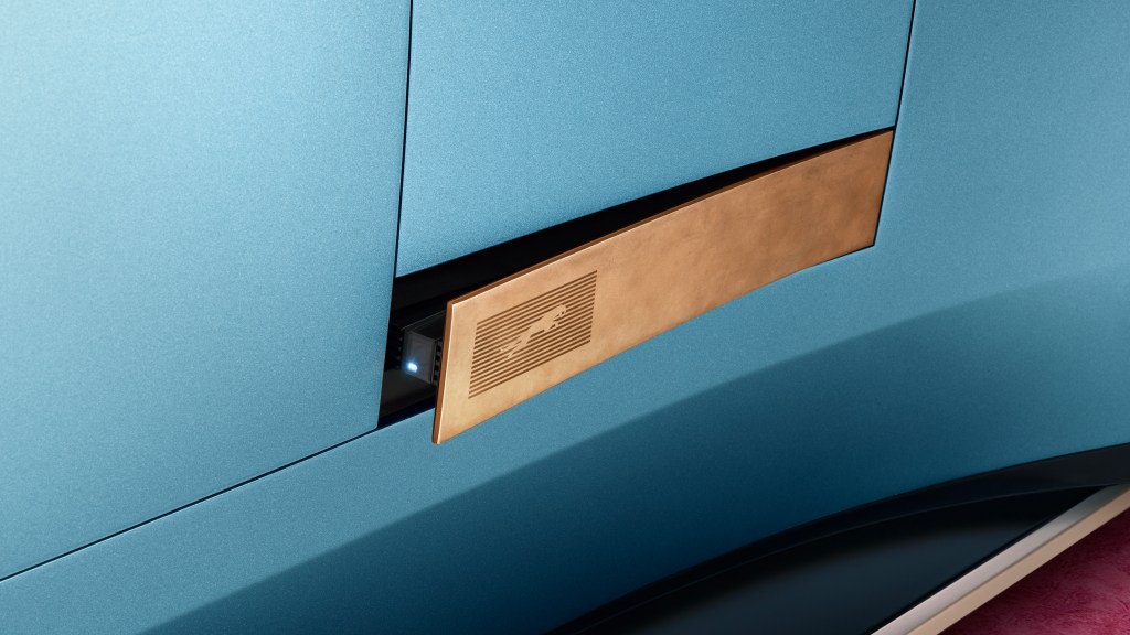 deployable-camera-_16x9_17