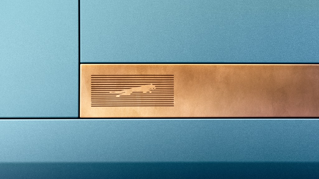 side-leaper-ext_imagery_16x9_18