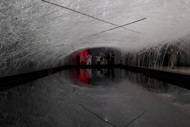 Chiharu-Shiota-Osaka1-wolfson-