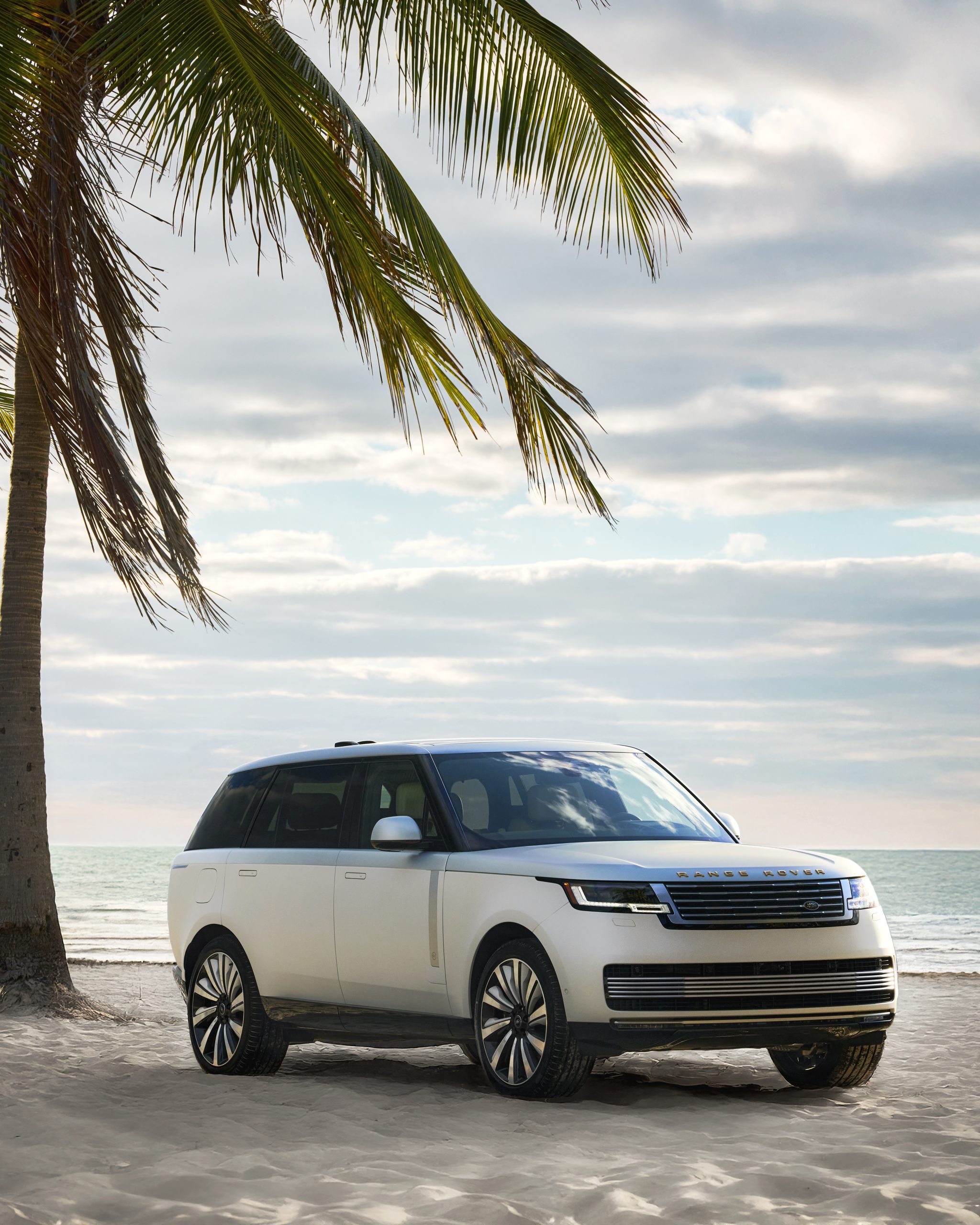 How Range Rover is Redefining Bespoke Luxury - COOL HUNTING®
