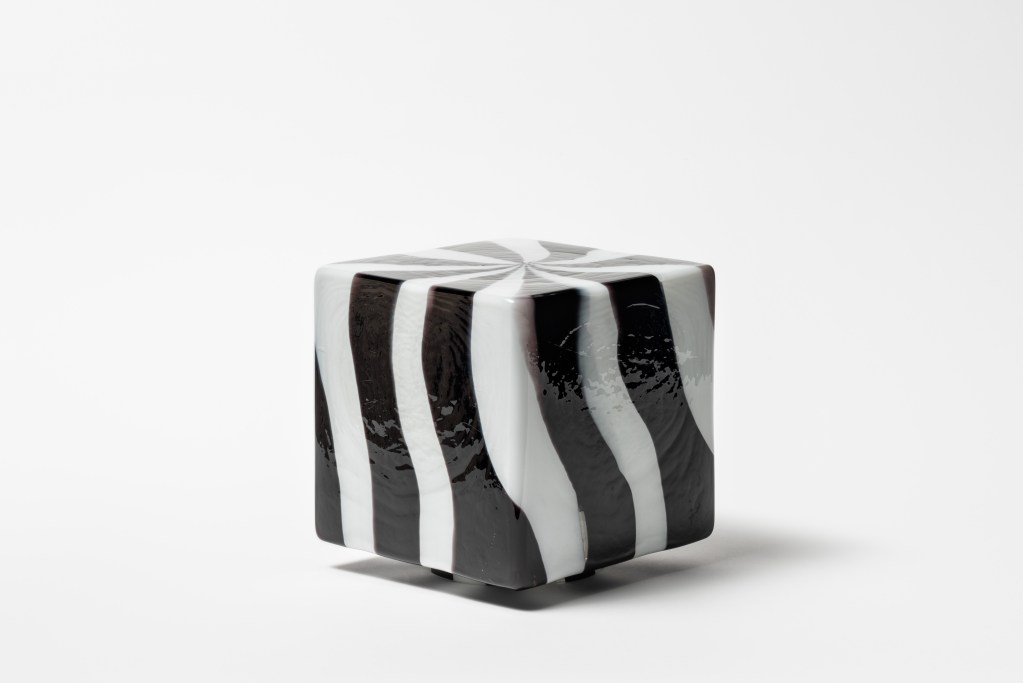 03_bb-studio-mdw25_6am-%e2%96%a2-quadrato-applique-arbizzano