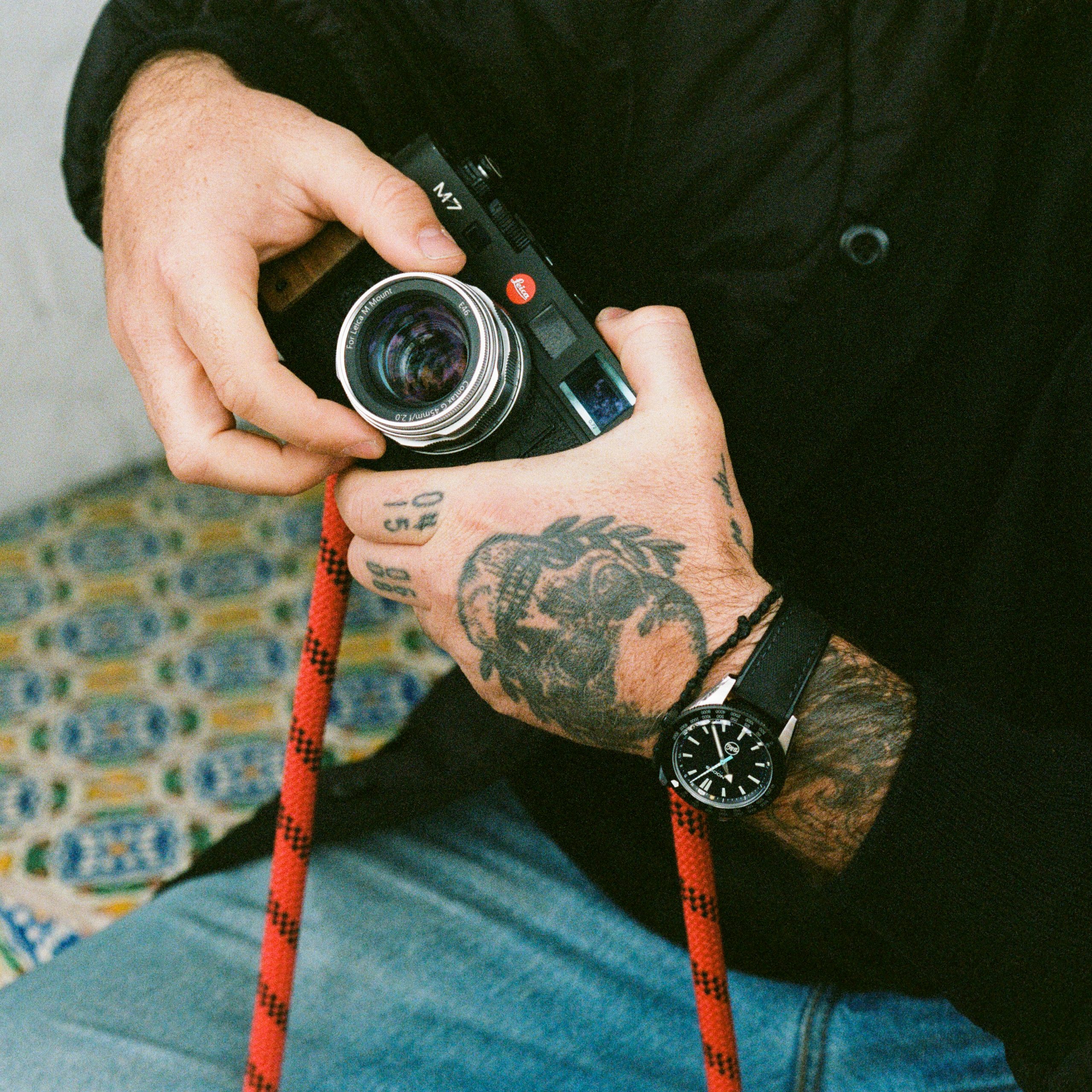 Nodus-x-Beers-and-Cameras-Obscura-Exposure-Gauge-watch-film_003