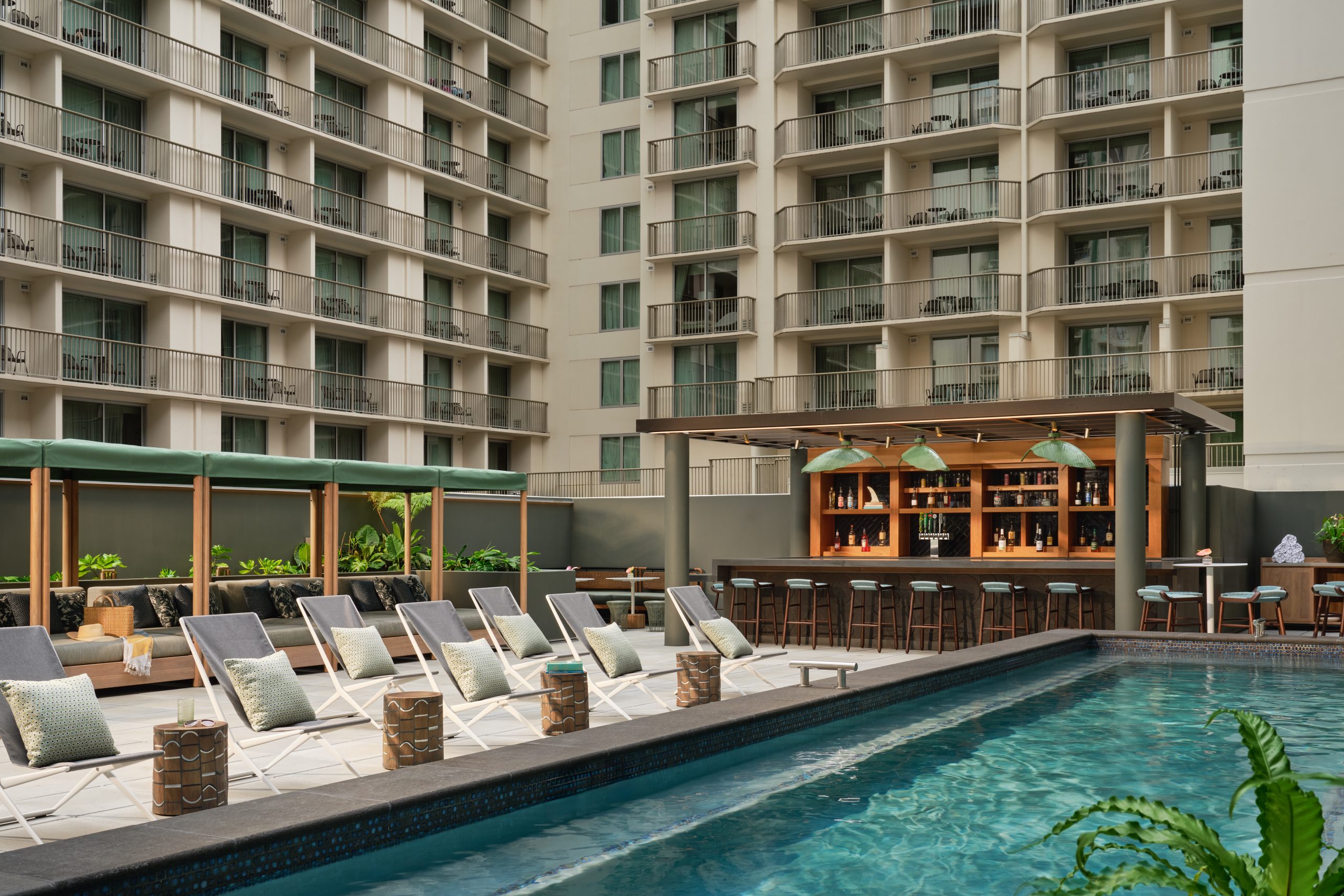 PRINT_Romer-House-Waikiki_Pool