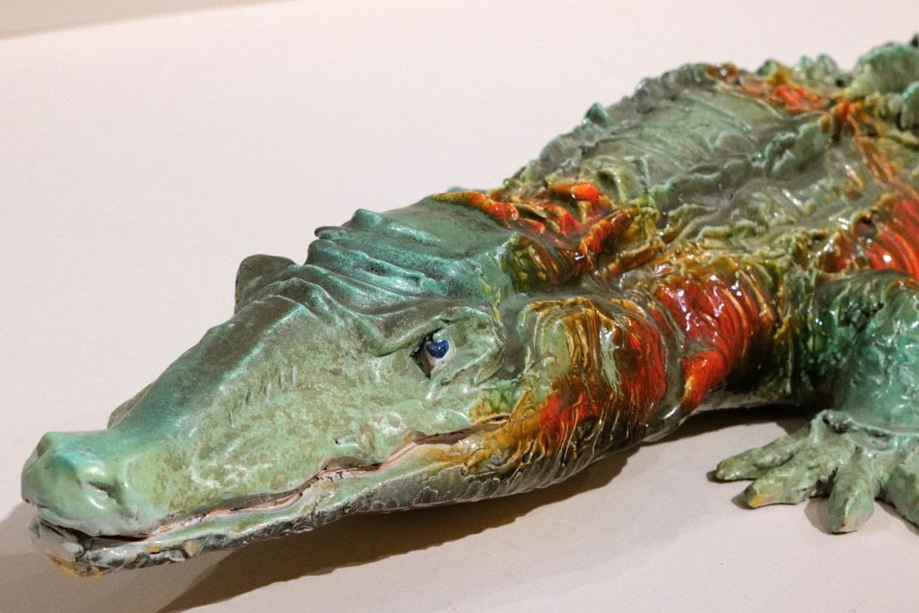 A close up image of Lucio Fontana's Crocodile ceramic art work