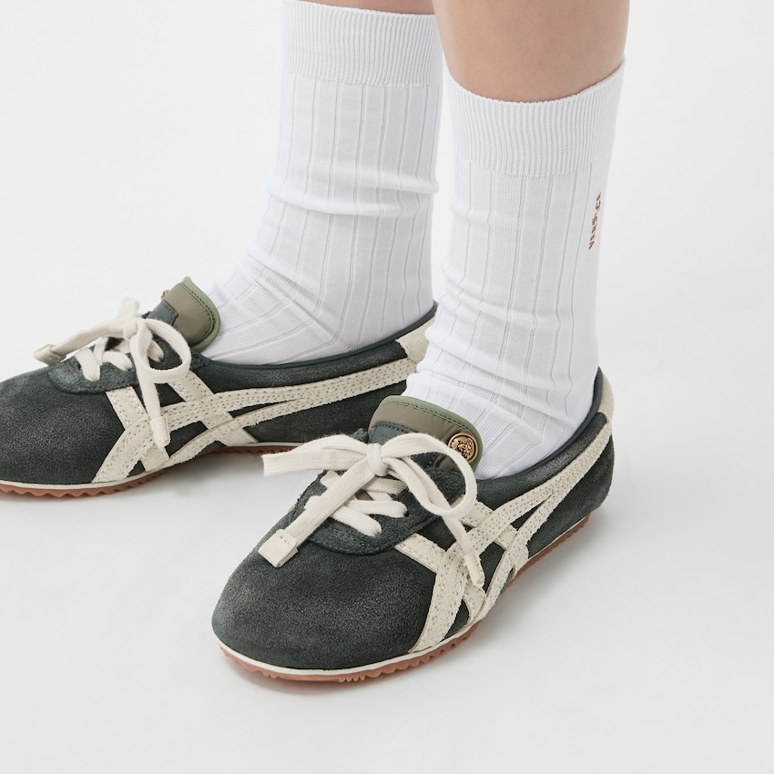 onitsuka_tiger_versace_collab_sneakers—sakura