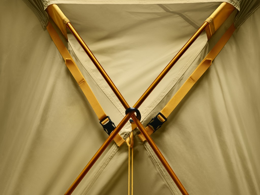 A detail of the poles crossing on The North Face Universal Wawona 3 tent.