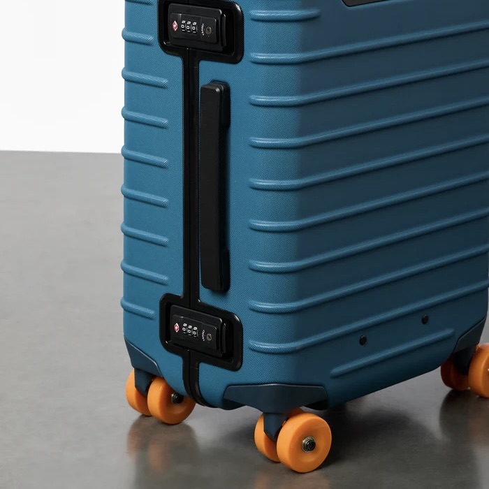 cotopaxi_coraza_carryon__detail