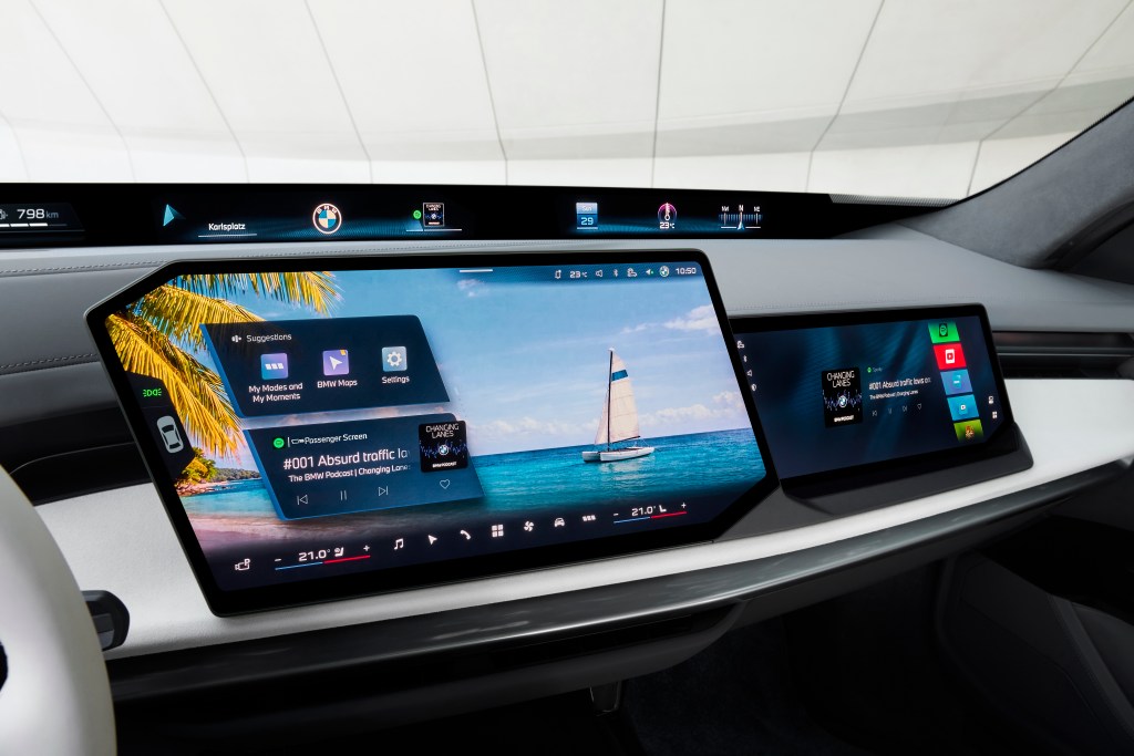 The interior display inside the new BMW 7 series.