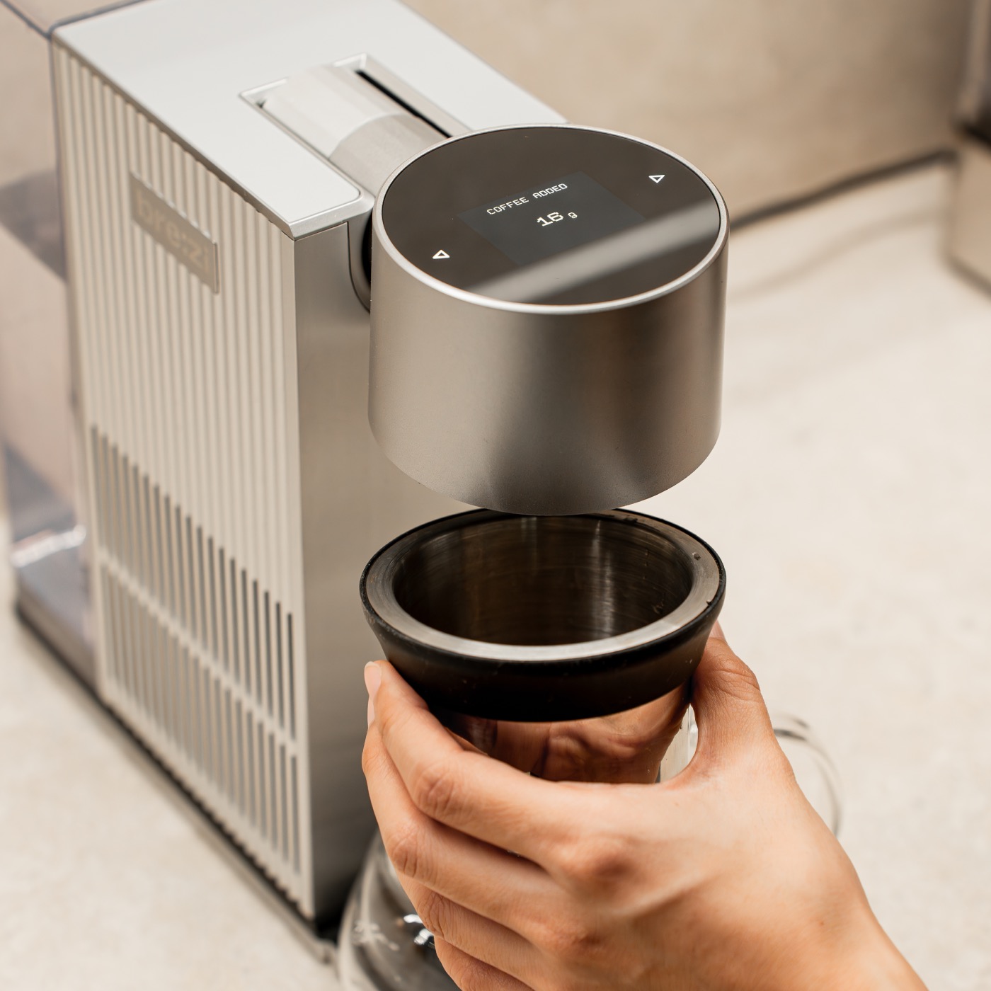 brezi_coffee_brewer_grounds_cup