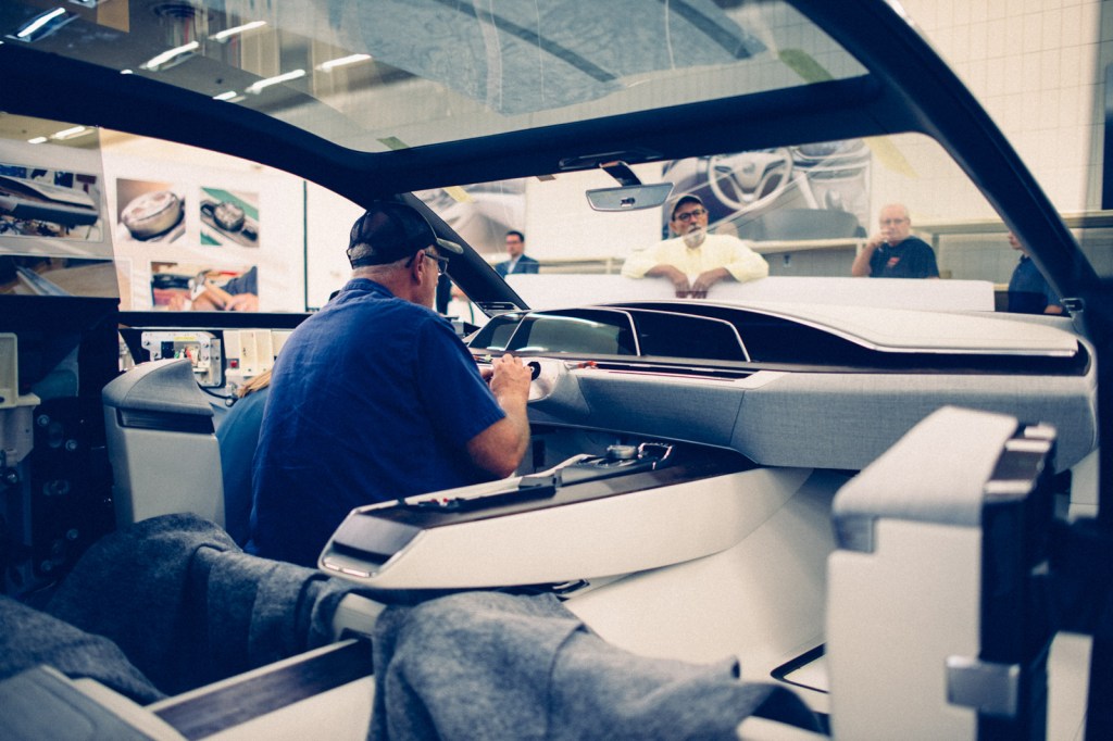 cadillac-escala-concept-car-4-50