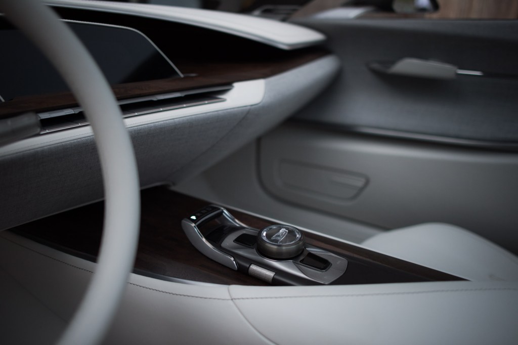 cadillac-escala-concept-car-4-77