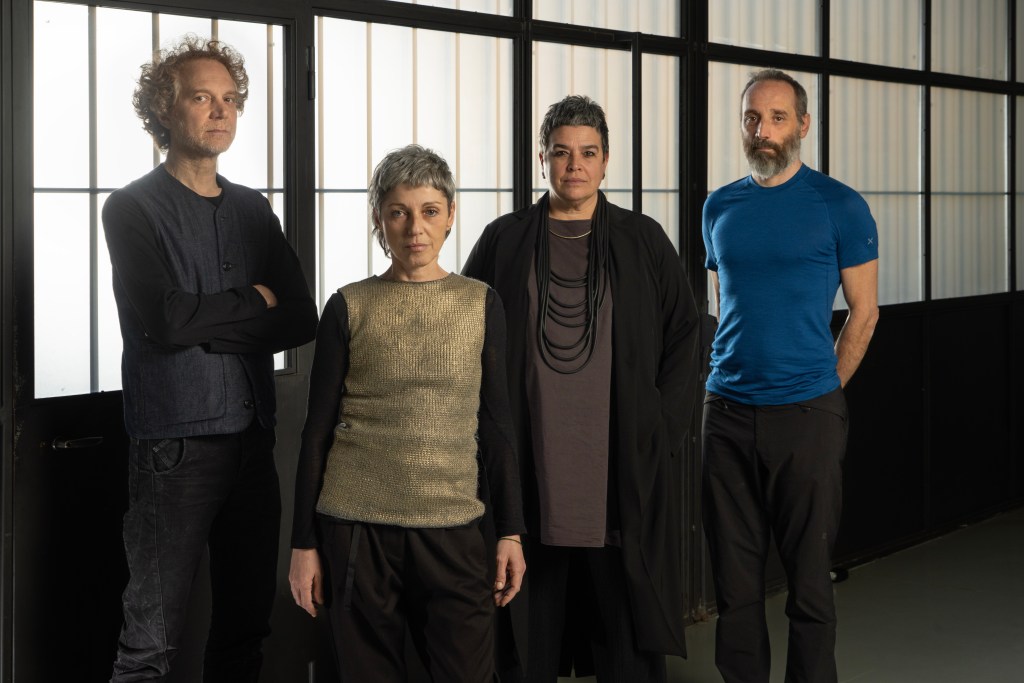 dotdotdot__fabrizio-pignoloni_giovanna-gardi_laura-dellamotta_alessandro-masserdotti-ph-edoardo-delille
