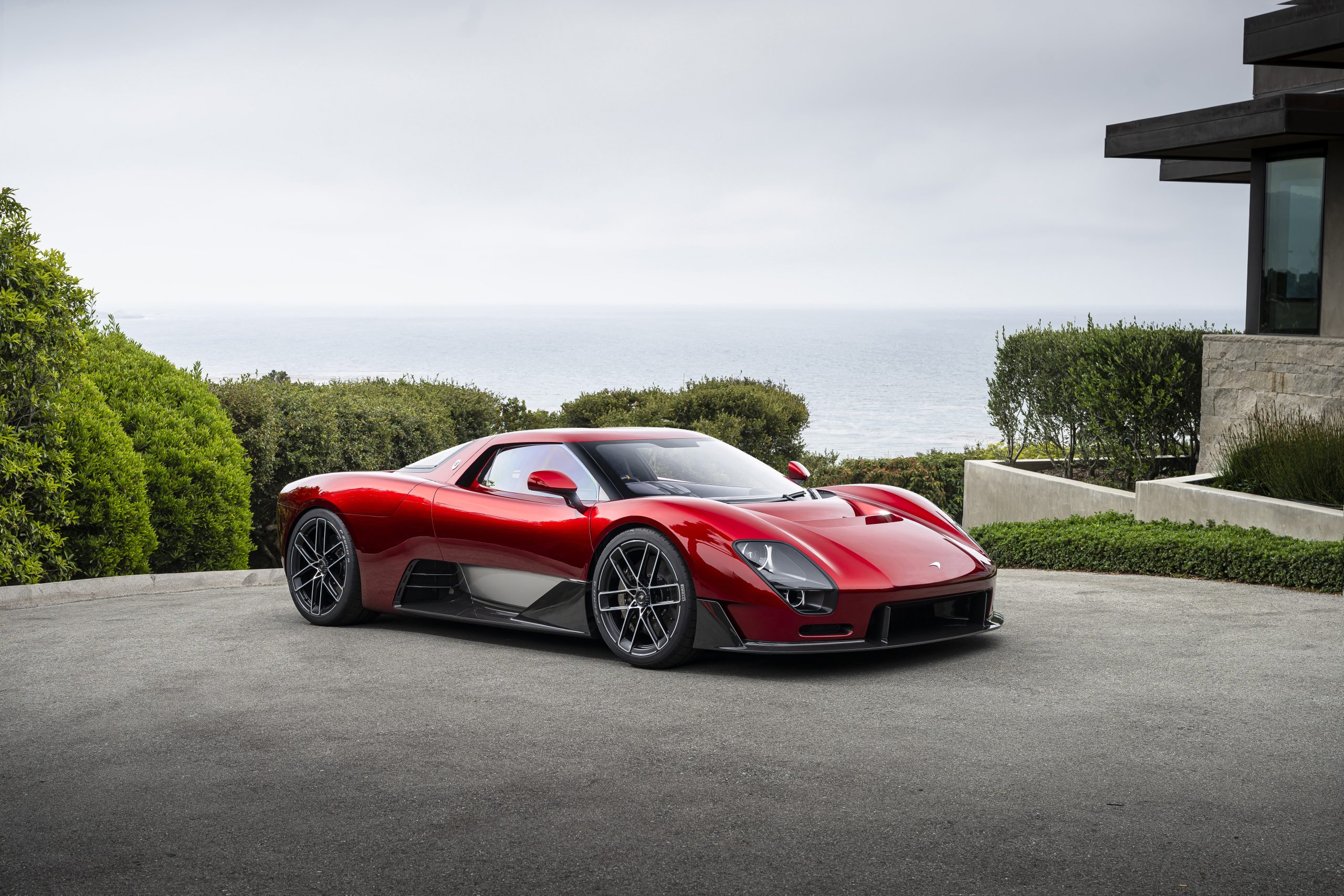 McLaren McL 6GT Connects Past to Present, Previews Future