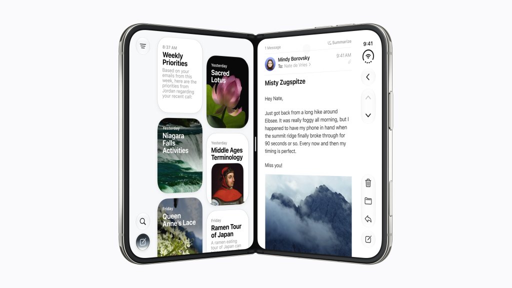 apple-iphone-duo-multitasking-siri-and-mail